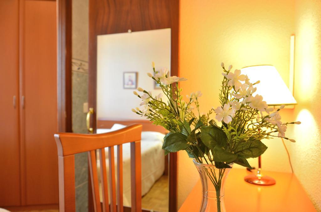 Romero Gran Via Guest house